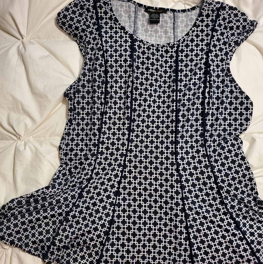 Robert Louis Navy Top